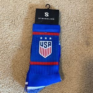NWT USA Women’s Soccer Crew Socks